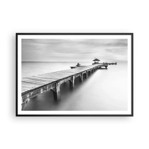 Affiche dans un cadre noir - Poster - Une vue en noir et blanc d'une jetée en bois sur une eau calme. - 100x70cm - À l'horizon - Décoration murale moderne pour le salon et la chambre ARTTOR