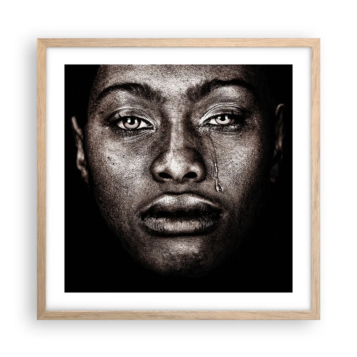 Affiche dans un chêne clair - Poster - Une larme - 50x50 cm