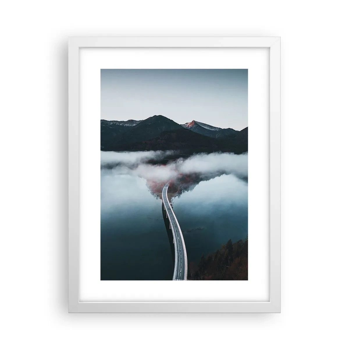 Affiche dans un cadre blanc - Poster - Sur une eau aussi lisse qu'un miroir - 30x40 cm