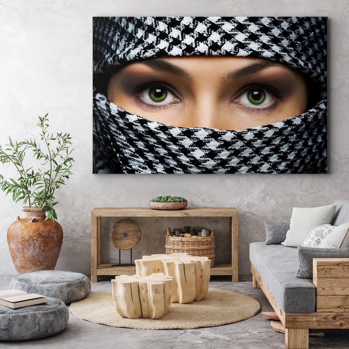 Impression sur toile - Image sur toile - Les yeux verts d'une femme sont cachés derrière un tissu à motifs en noir et blanc. - 100x70cm - Un portrait d'une beauté voilée aux yeux verts - Décoration murale moderne pour le salon et la chambre ARTTOR