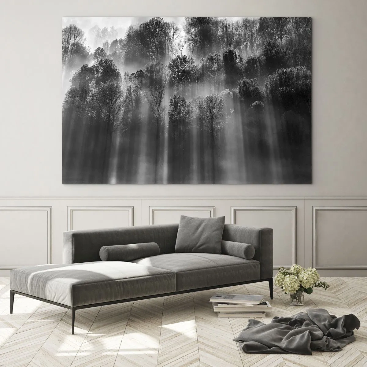 Impression sur verre - Image sur verre - Des rayons de lumière noirs et blancs pénètrent la forêt - 70x50cm - Dans les flots de lumière - Décoration murale moderne pour le salon et la chambre ARTTOR