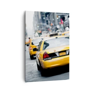 Impression sur toile - Image sur toile - Des taxis jaunes dans une rue animée du centre-ville de la métropole - 70x100cm - Seulement dans cette ville - Décoration murale moderne pour le salon et la chambre ARTTOR