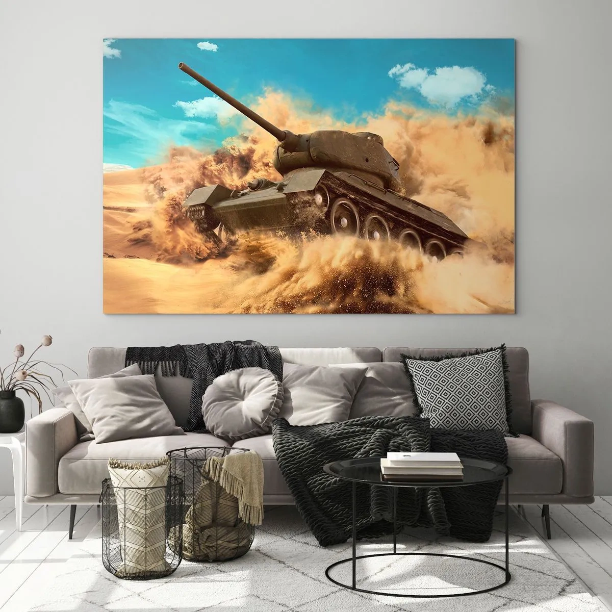 Impression sur verre - Image sur verre - Un char en mouvement dans un désert avec de la poussière qui vole et un ciel lumineux - 70x50cm - Insurmontable - Décoration murale moderne pour le salon et la chambre ARTTOR