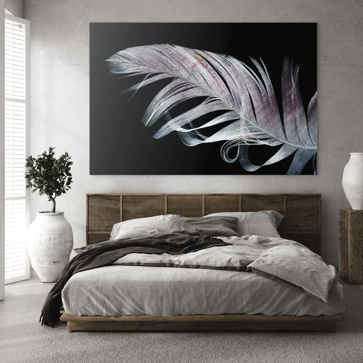 Impression sur verre - Image sur verre - Une plume délicate sur fond noir dans une démarche artistique - 70x50cm - Pensez au toucher - Décoration murale moderne pour le salon et la chambre ARTTOR