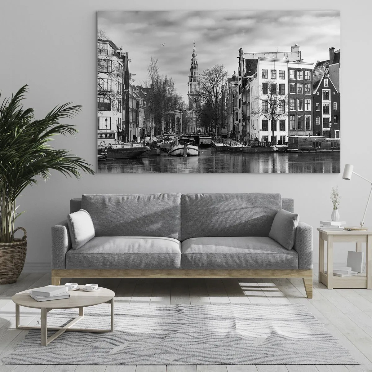 Impression sur verre - Image sur verre - Vue en noir et blanc d'un canal à Amsterdam - 120x80cm - Climat d'Amsterdam - Décoration murale moderne pour le salon et la chambre ARTTOR