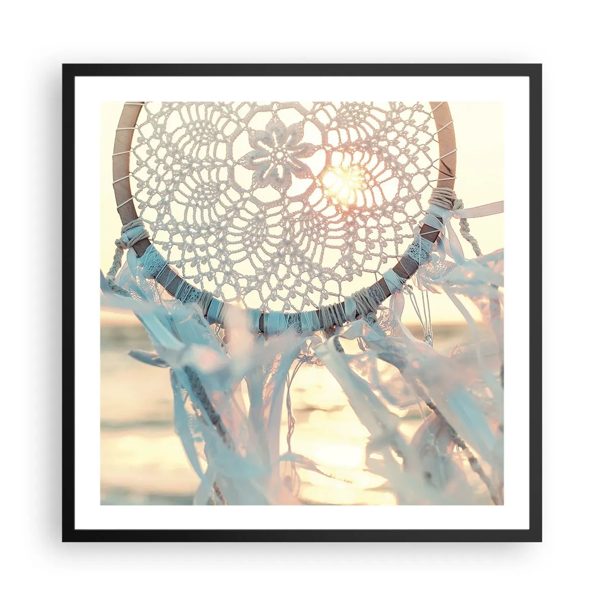 Affiche dans un cadre noir - Poster - Totem en dentelle - 60x60 cm