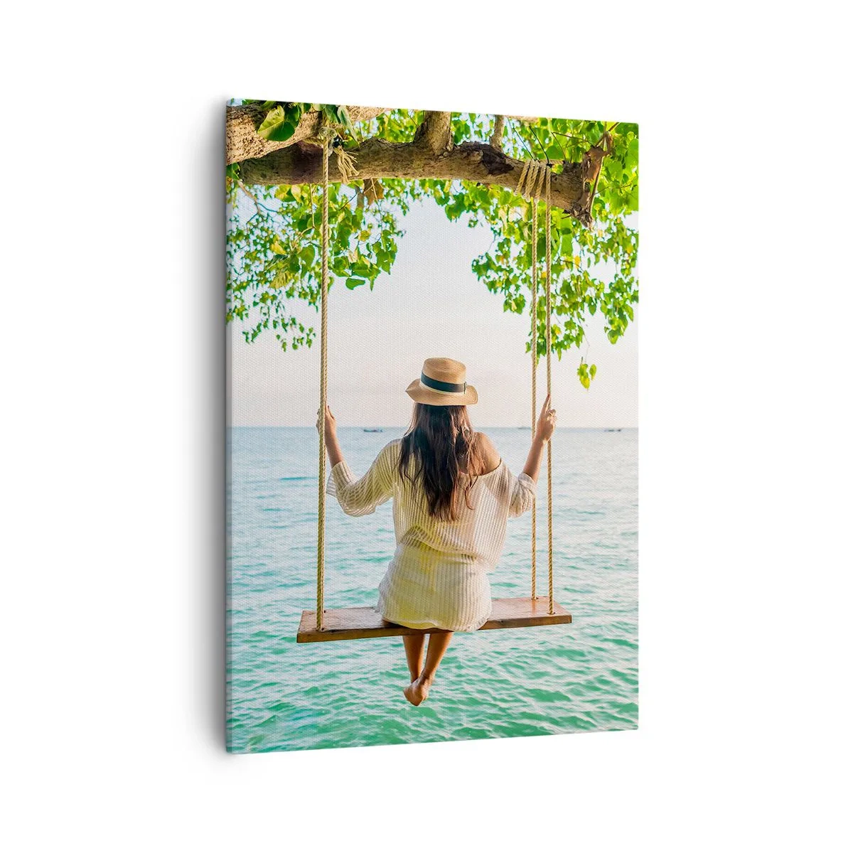 Impression sur toile - Image sur toile - Femme sur une balançoire au bord de la mer dans un paysage tropical - 50x70cm - La vie est belle - Décoration murale moderne pour le salon et la chambre ARTTOR