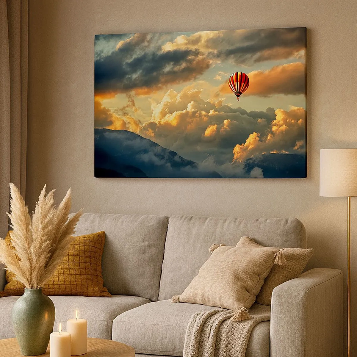 Impression sur toile - Image sur toile - Un ballon sur fond de nuages dramatiques - 70x50cm - Je vole parce que je veux - Décoration murale moderne pour le salon et la chambre ARTTOR