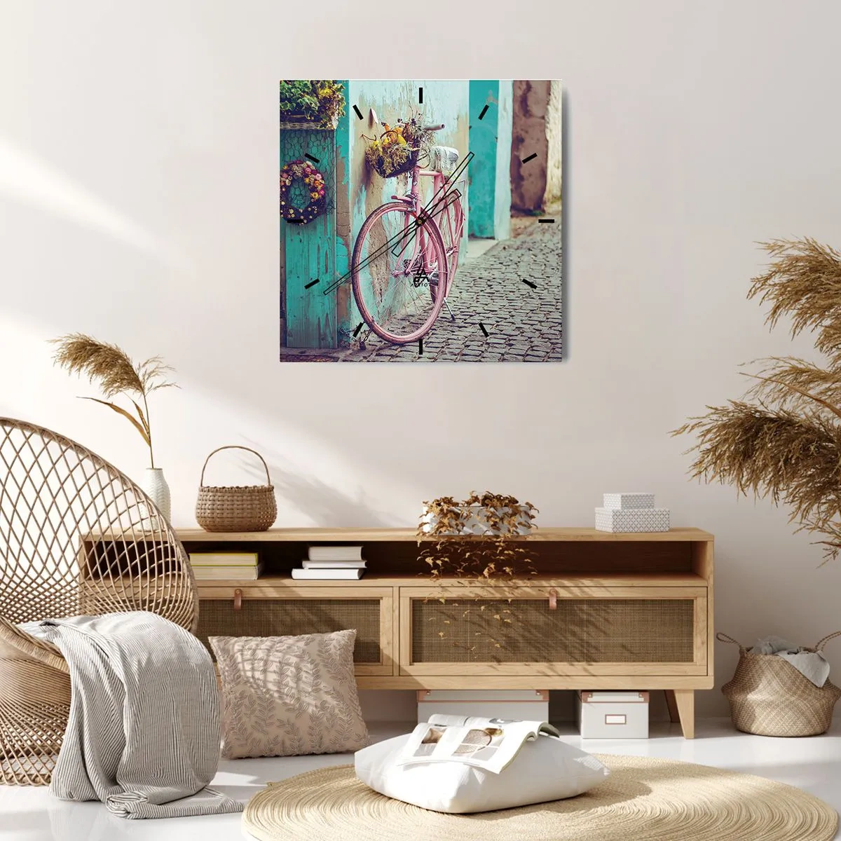 Horloge murale - Pendule murale - Un vélo rose près d'une porte turquoise - 30x30cm - Je reviens tout de suite - Décoration murale moderne pour le salon et la chambre ARTTOR