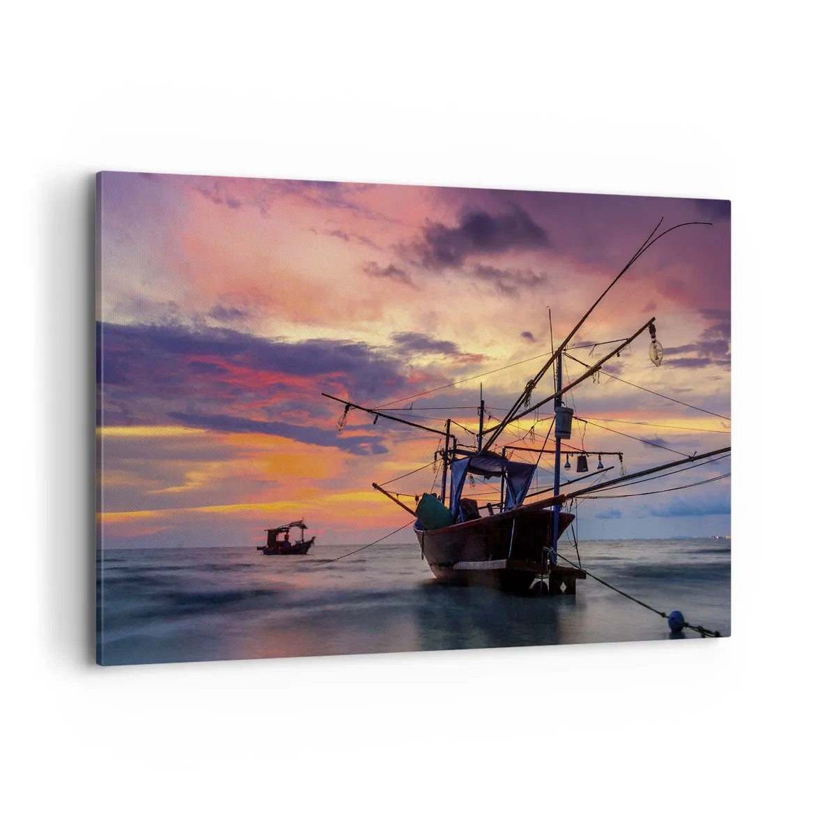 Impression sur toile - Image sur toile - Un bateau de pêche sur fond de coucher de soleil coloré - 120x80cm - Soirée exotique - Décoration murale moderne pour le salon et la chambre ARTTOR