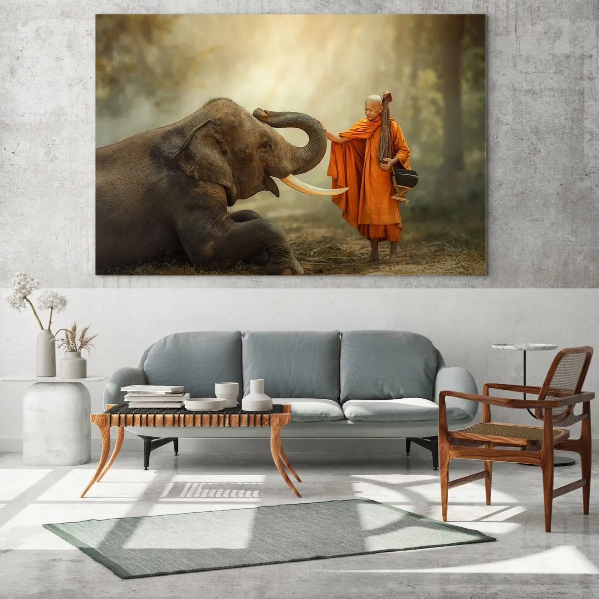 Impression sur verre - Image sur verre - Un moine en robe orange avec un éléphant dans un décor naturel - 120x80cm - Rencontre en voyageant - Décoration murale moderne pour le salon et la chambre ARTTOR