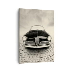 Impression sur toile - Image sur toile - Une voiture classique sur une place pavée dans un style monochrome - 50x70cm - Et alors! Tu ne m'aime pas? - Décoration murale moderne pour le salon et la chambre ARTTOR