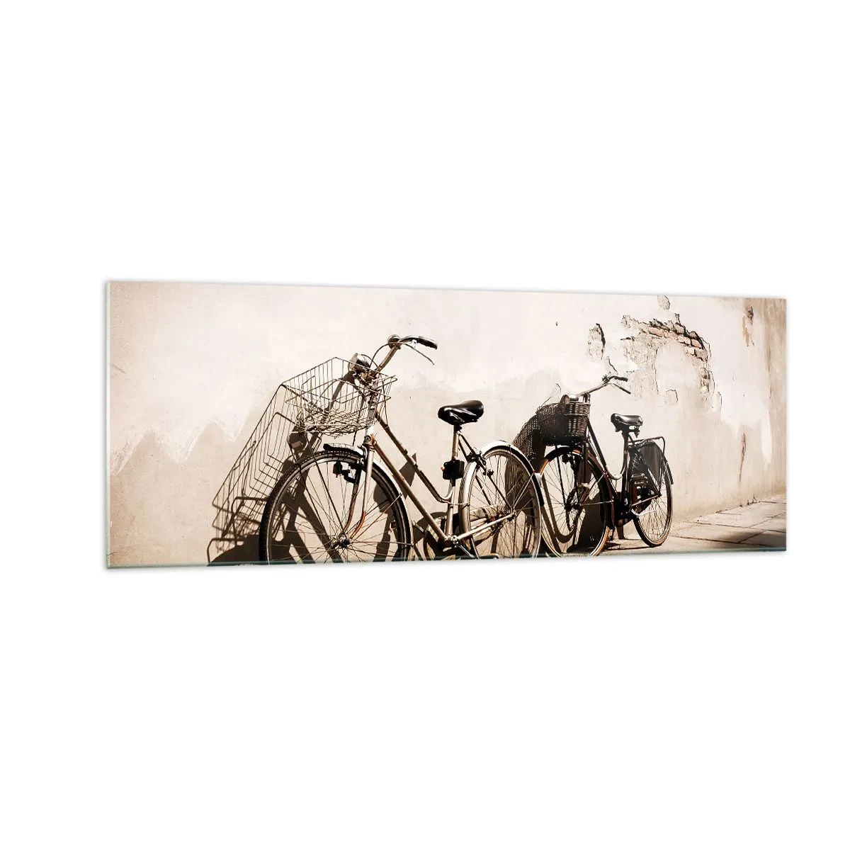Impression sur verre - Image sur verre - Deux vélos appuyés contre un vieux mur de style rétro - 140x50cm - Le charme inoubliable du passé - Décoration murale moderne pour le salon et la chambre ARTTOR