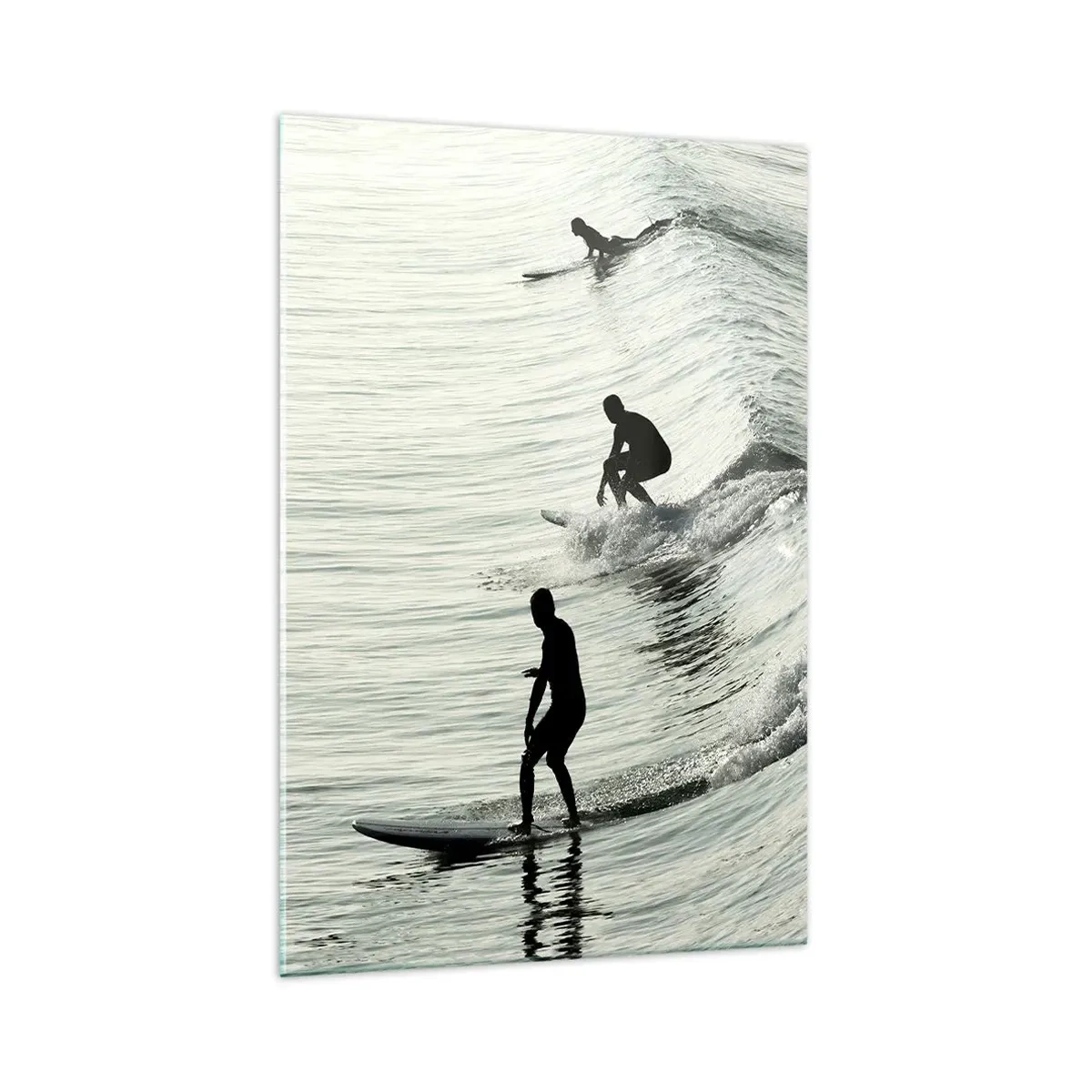 Impression sur verre - Image sur verre - Surfeurs sur les vagues dans une photo monochrome - 70x100cm - A la rencontre de la vague - Décoration murale moderne pour le salon et la chambre ARTTOR