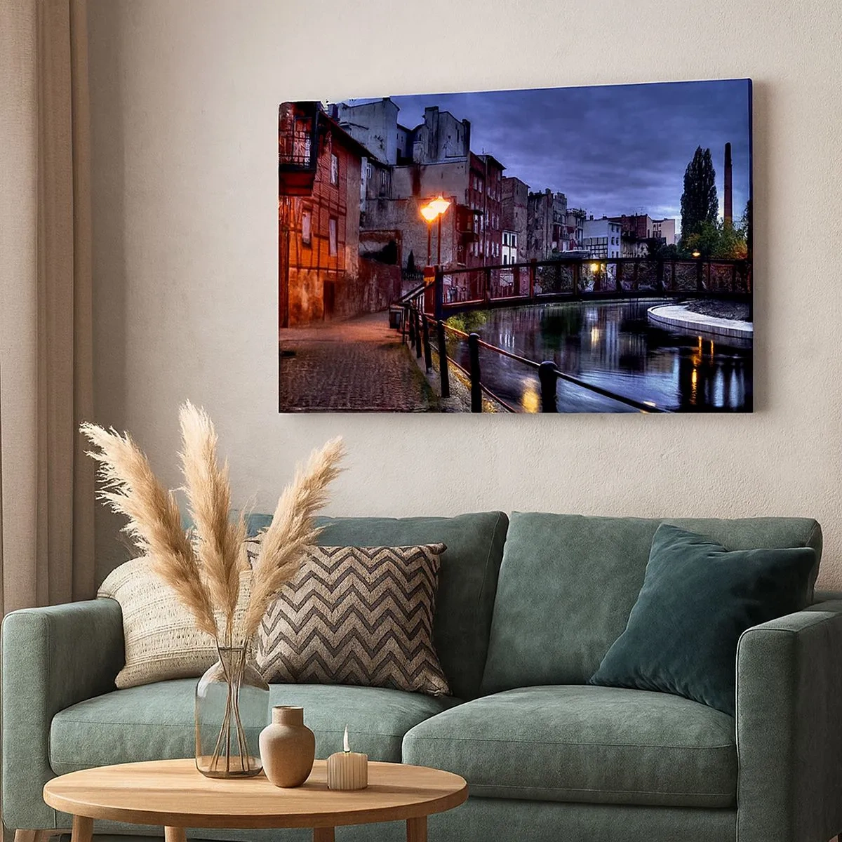 Impression sur toile - Image sur toile - Vue nocturne des immeubles d'habitation et du pont sur le canal - 70x50cm - Tu n'as pas connu ce Bydgoszcz - Décoration murale moderne pour le salon et la chambre ARTTOR