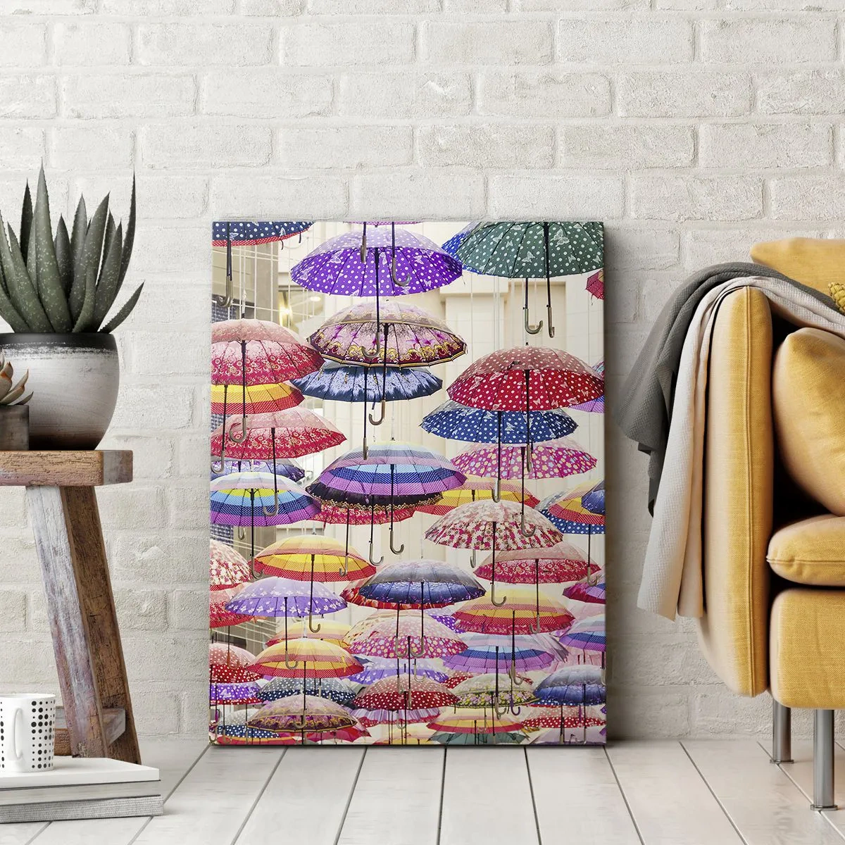 Impression sur toile - Image sur toile - Parapluies colorés suspendus dans les airs - 50x70cm - Prairie de la ville - Décoration murale moderne pour le salon et la chambre ARTTOR