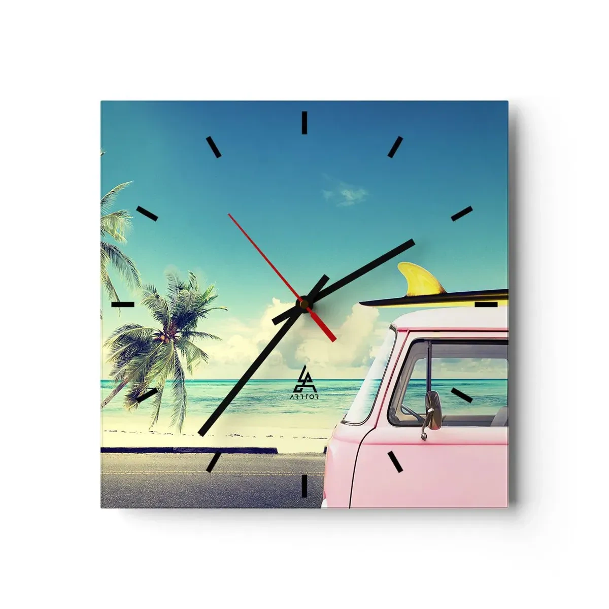 Horloge murale - Pendule murale - Une camionnette rose avec une planche de surf sur une plage tropicale. - 30x30cm - Il est temps de commencer les vacances - Décoration murale moderne pour le salon et la chambre ARTTOR