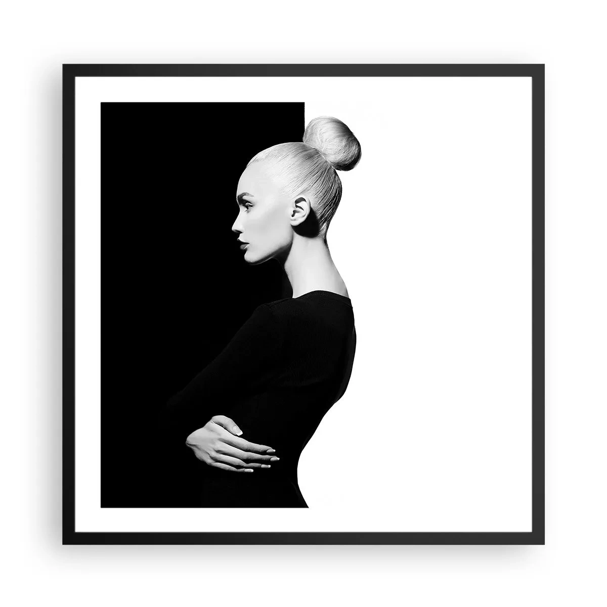 Affiche dans un cadre noir - Poster - Tout simplement une femme - 60x60 cm