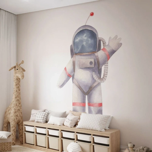 Papier Peint Photo Premium Sand - Un astronaute joyeux agitant sa main sur un fond blanc - 100x70cm - C'est tout pour le moment! - Décoration murale moderne pour le salon et la chambre ARTTOR