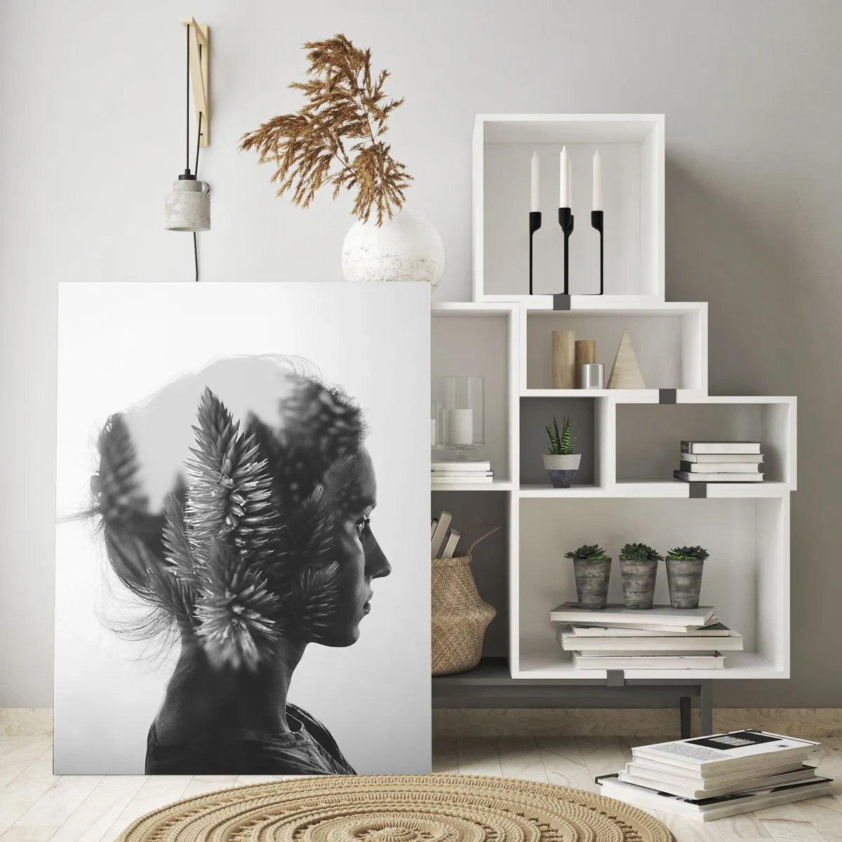 Impression sur verre - Image sur verre - Une femme en noir et blanc avec un motif de forêt de conifères superposé - 50x70cm - Dame de la pinède - Décoration murale moderne pour le salon et la chambre ARTTOR