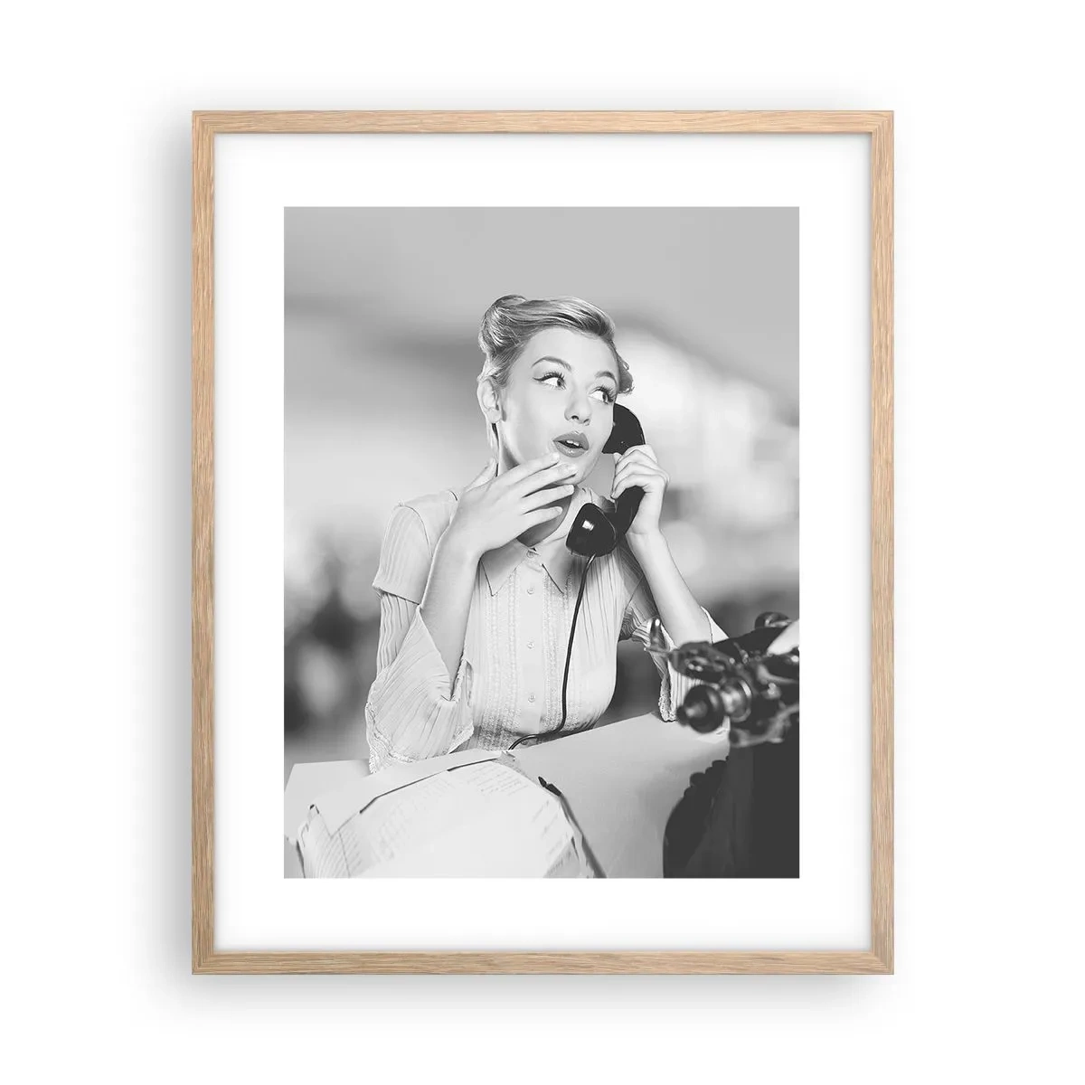 Affiche dans un chêne clair - Poster - Hello! Ici les années 50 - 40x50 cm