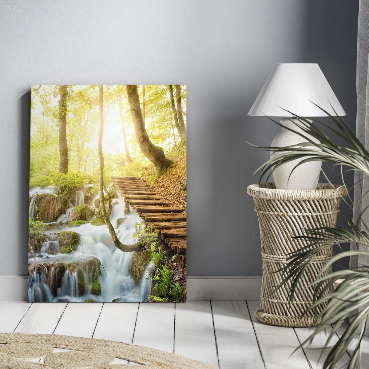 Impression sur toile - Image sur toile - Chemin forestier avec escaliers en bois près de la cascade - 80x120cm - Une fraîcheur tant désirée - Décoration murale moderne pour le salon et la chambre ARTTOR