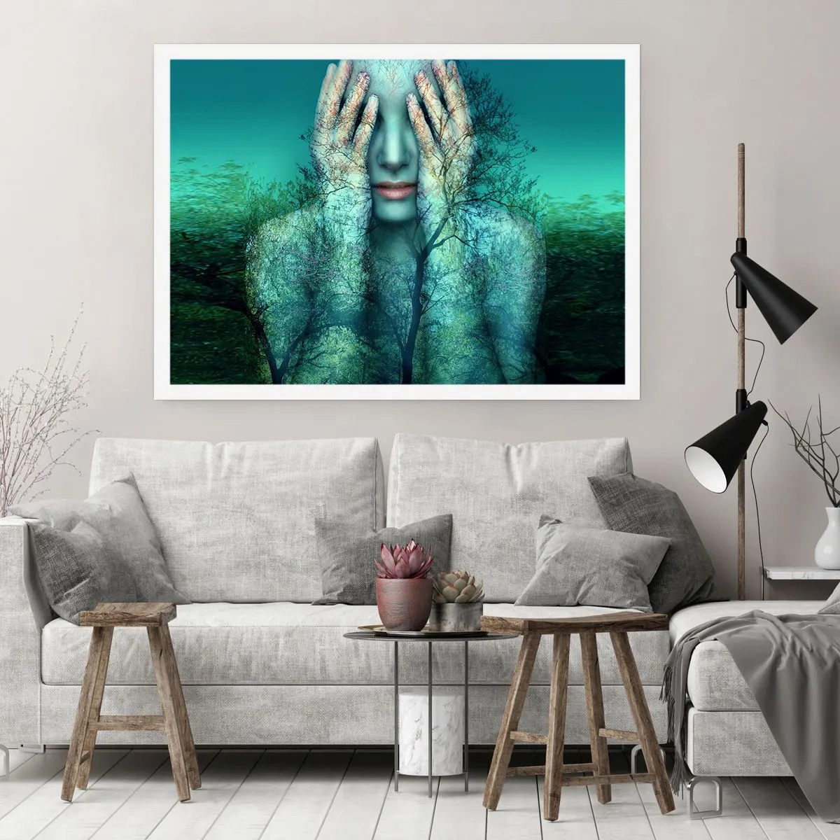 Affiche - Poster - Une figure de femme avec un motif d'arbre sur un fond de paysage turquoise - 100x70cm - immergé dans l'azur - Décoration murale moderne pour le salon et la chambre ARTTOR