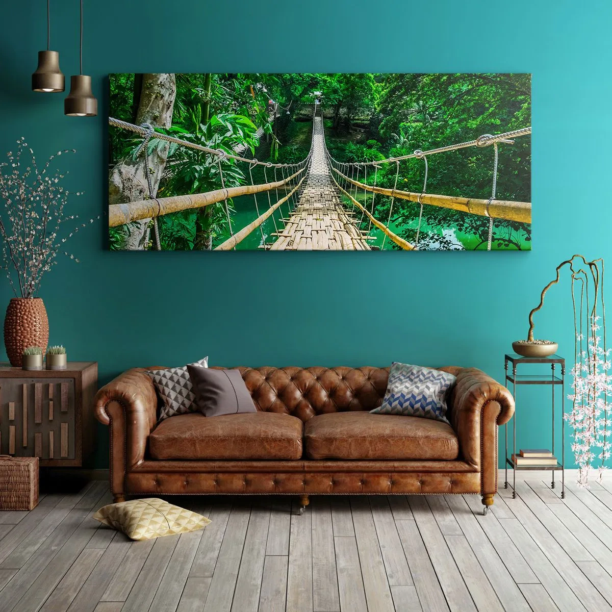 Impression sur toile - Image sur toile - Un pont suspendu en bambou entouré de verdure - 120x50cm - Pont de singe en pleine nature - Décoration murale moderne pour le salon et la chambre ARTTOR