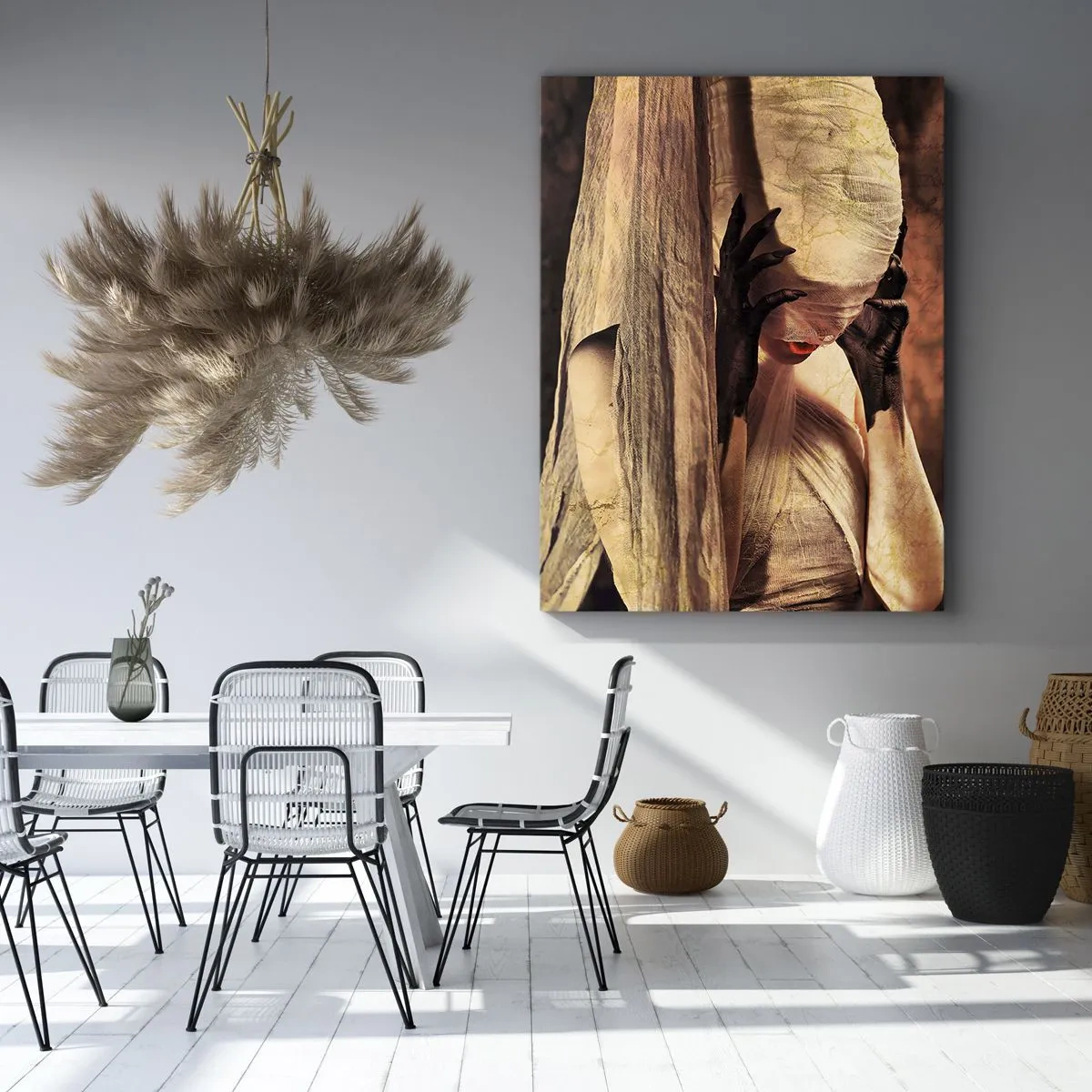 Impression sur toile - Image sur toile - Une femme voilée au style mystérieux sur un fond sombre - 50x70cm - Entre le bon et le mauvais - Décoration murale moderne pour le salon et la chambre ARTTOR