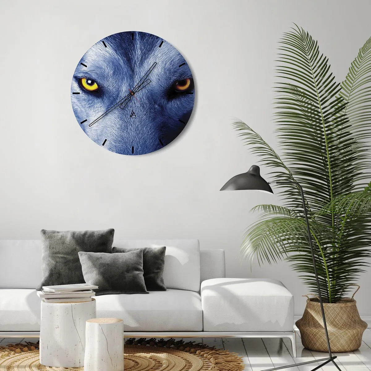 Horloge murale - Pendule murale - Yeux de loup aux couleurs froides - 30x30cm - Regars hypnotique - Décoration murale moderne pour le salon, la cuisine et la chambre ARTTOR