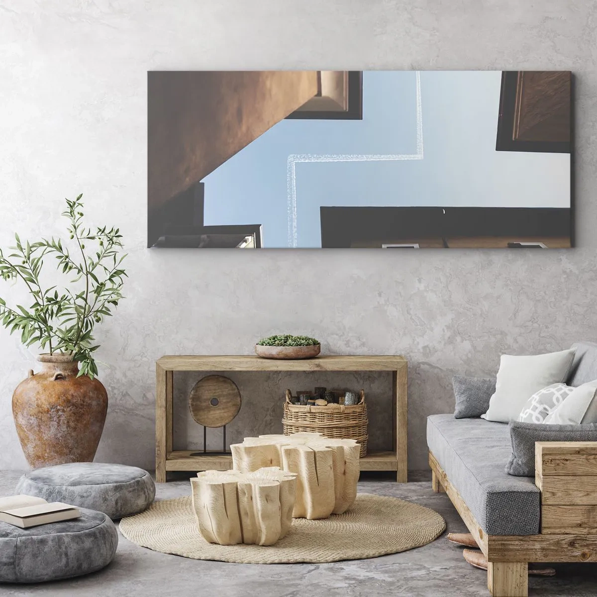 Impression sur toile - Image sur toile - Vue de l'avion et de sa traînée dans le ciel depuis une perspective de rue - 120x50cm - Au-dessus du labyrinthe de la ville - Décoration murale moderne pour le salon et la chambre ARTTOR